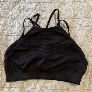 Fabletics black sport bra
